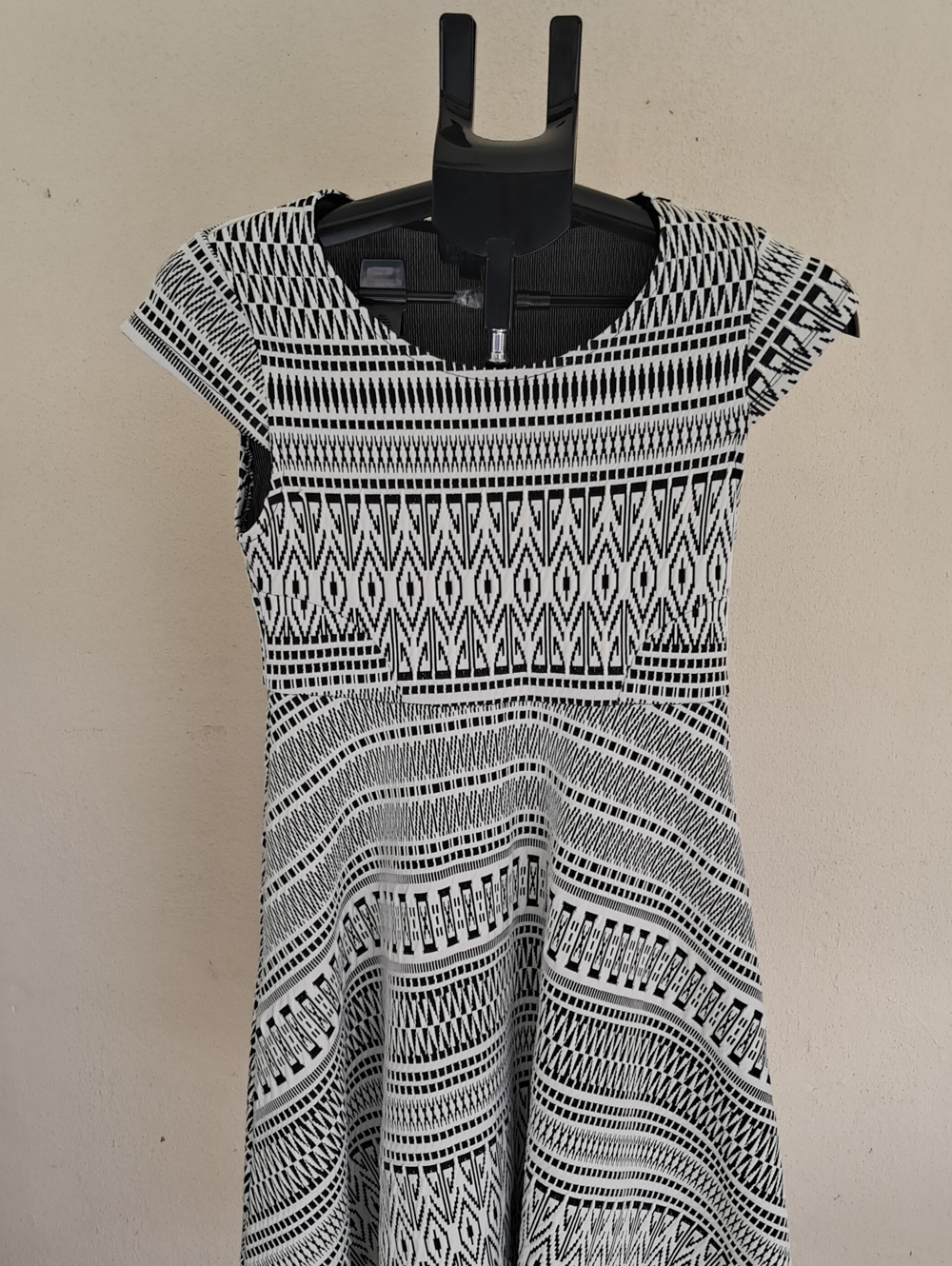 Topshop Black & White Tribal Print Midi Dress